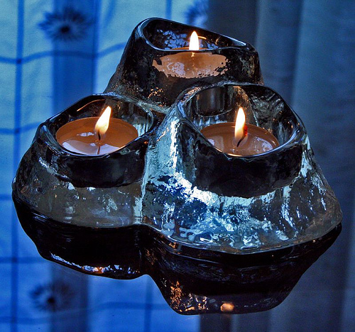 Candle stick Wallpaper - Norma Leka