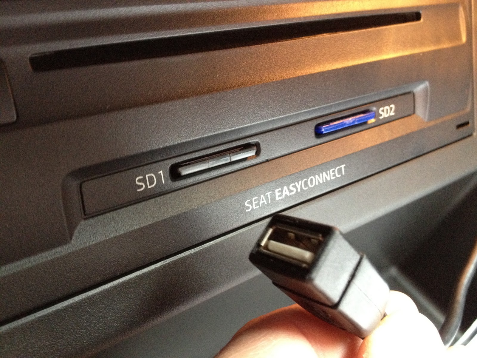 Voiture communicante Seat Easy Connect la connectivité à la sauce