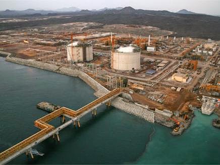 تنظيم القاعدة يتوعد شركة توتال الفرنسية وانشطتها في اليمن