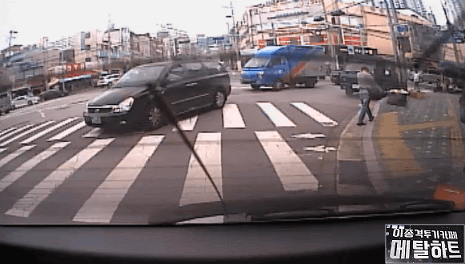 001.gif