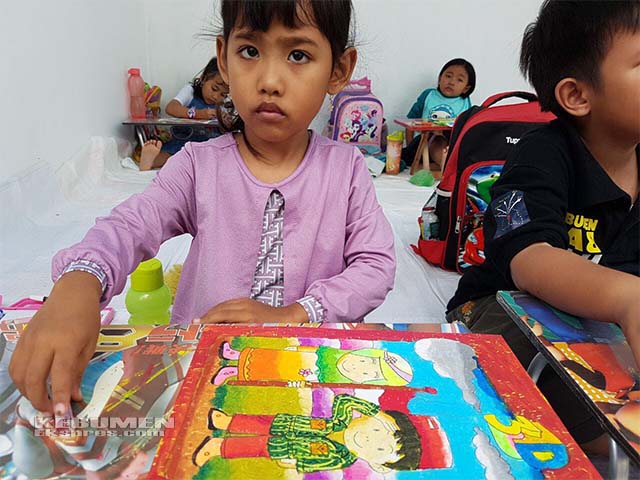 Gambar lomba mewarnai anak tk