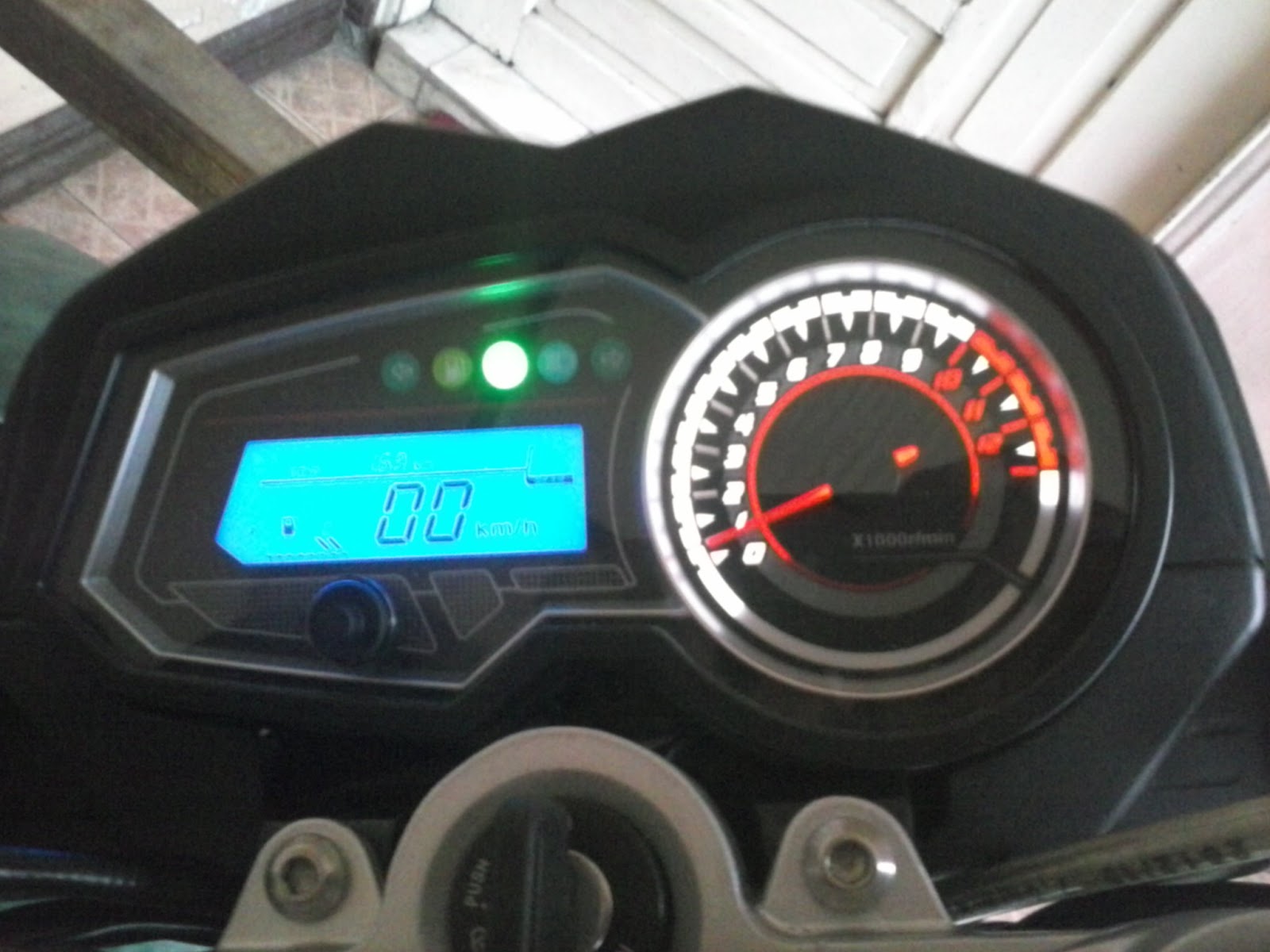 Zongshen Zone Motorcycle review ( Xplorer Z150 ) ROBORAT Gadgetfreaks