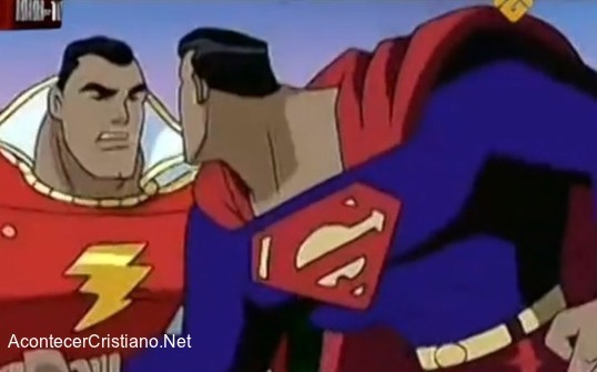Judíos inventaron a Superman para dominar el mundo
