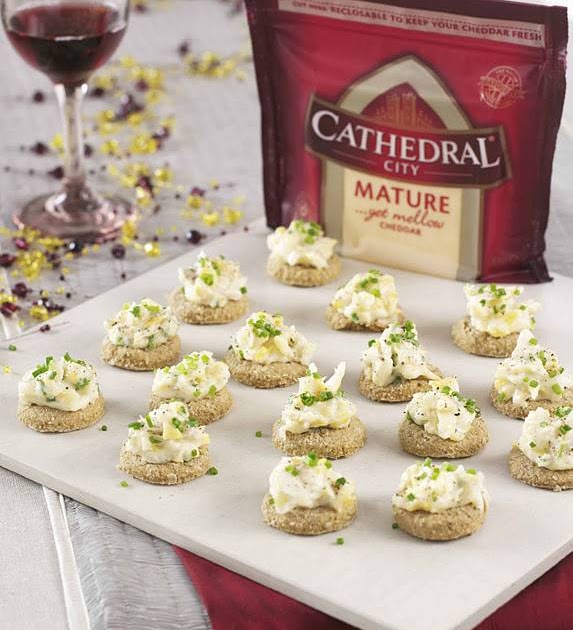 Mini Oatcakes with Arbroath Smokies in Cheese Sauce.. Claire Justine