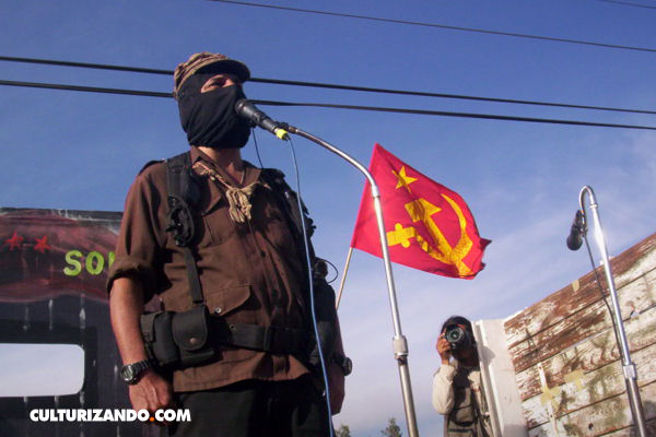Simples Comillas: ¿Quién es el Subcomandante Marcos? (+Frases)