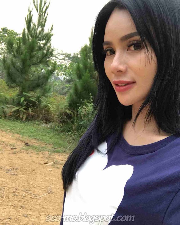 Biodata Dan Foto Devi Lanni Demplon Terbaru