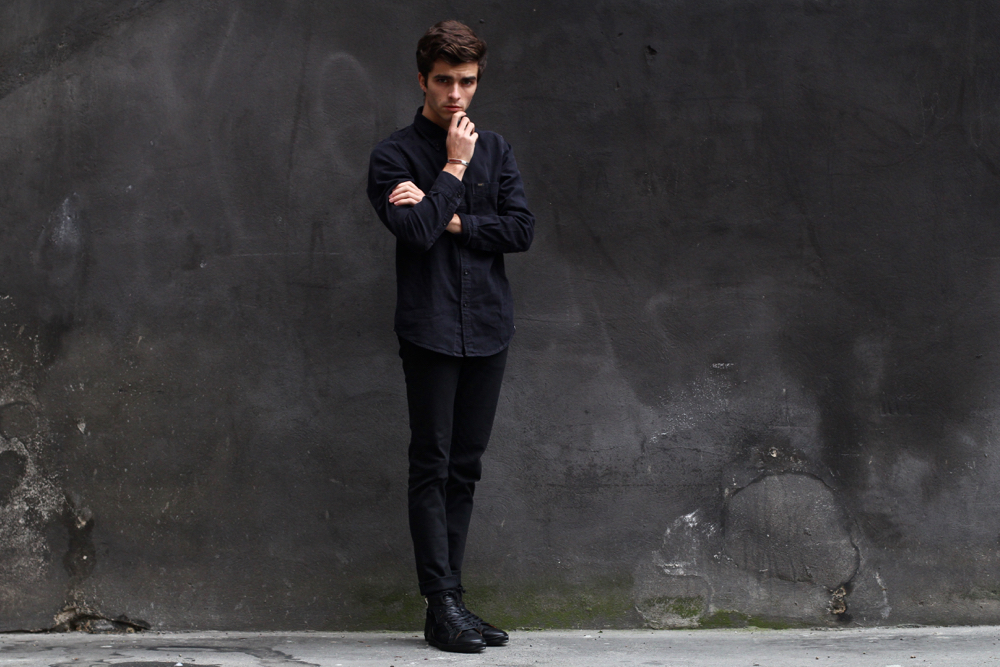 BLOG-MODE-HOMME_GAS-Bijoux-madlords_lee-jeans-apc-petit-standard-bracelet-argent-luxe_bordeaux - preppy style