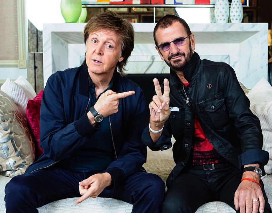 Paul-McCartney-and-Ringo-Star-wearing-ma
