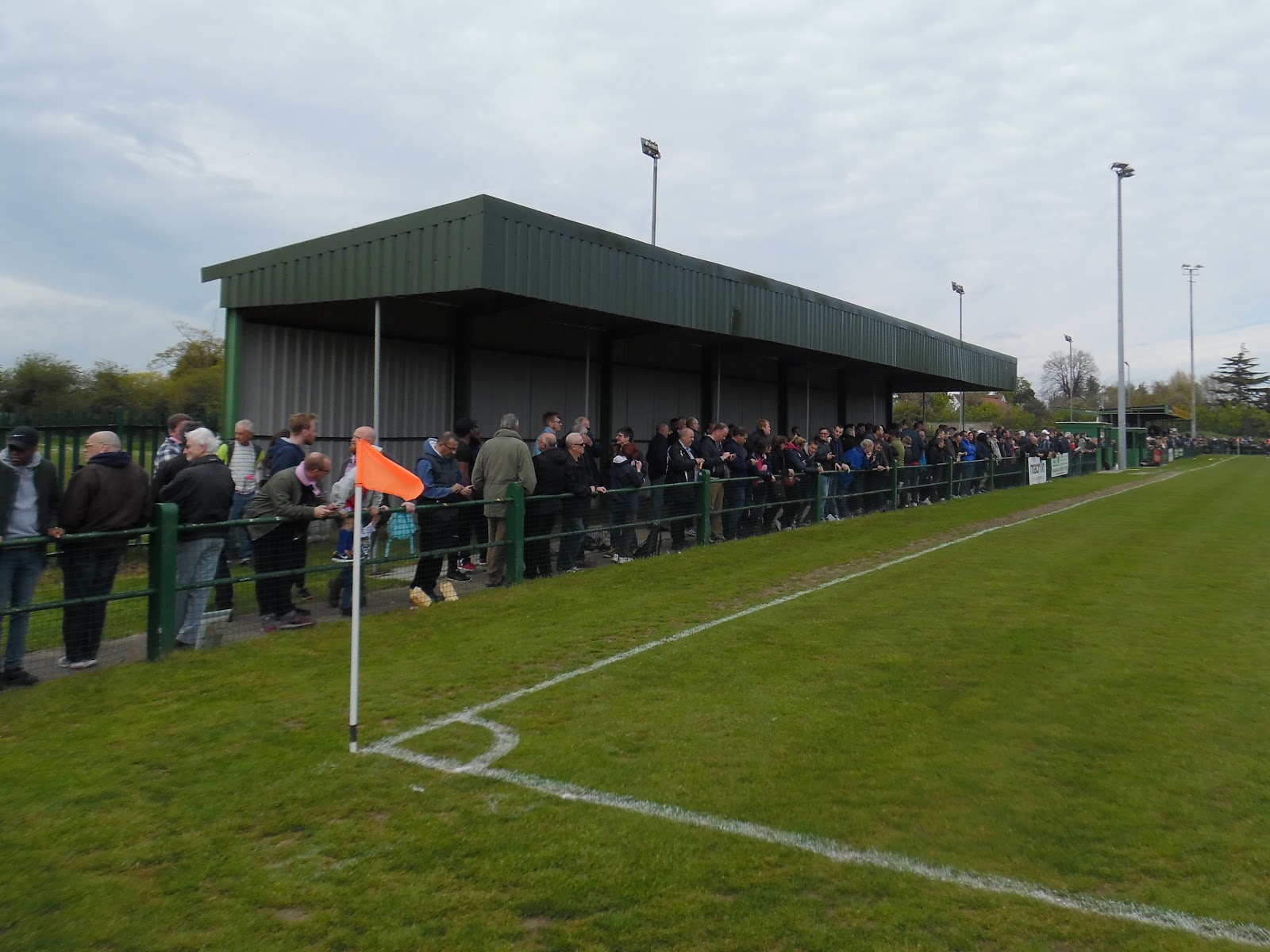 Damage In The Box! EAST THURROCK UNITED (Rookery Hill)