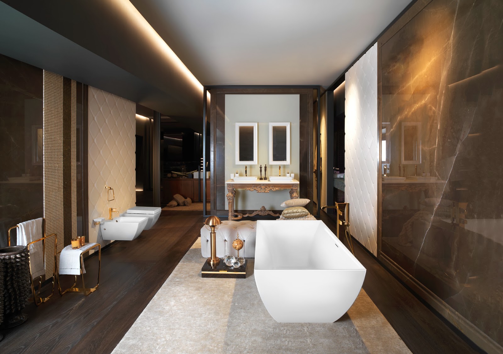 Bathroom Designs: Mimì bathtub designed by Prospero Rasulo for Gessi