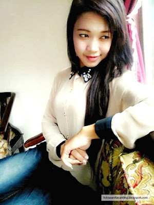 Foto Cewek Cantik Nemu di Facebook - Foto Crot