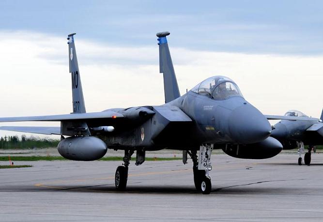 Aircraft World: Boeing F-15 Eagle