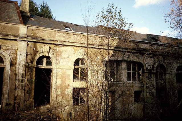 [DOC] Style architectural architecture gothique art nouveau architecture stalinienne architecture expressionniste palladianisme