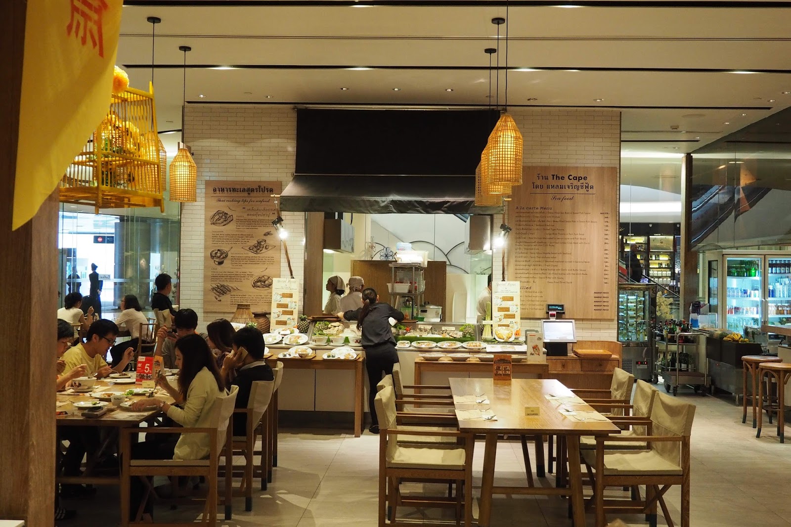 Bangkok 2015 Eathai Food Hall at Central Embassy