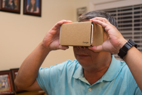 Trai nghiem Google Cardboard v2: tuong lai VR trong tam tay gia chi 300.000d, choi ca iOS va Android - Anh 2