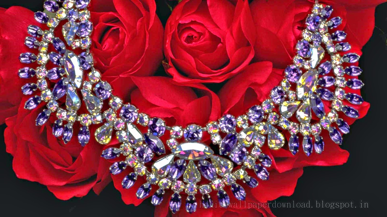 Jewellery Wallpaper Download best hd wallpaper