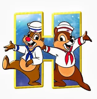 Alfabeto de personajes Disney con letras grandes H Chip y Chop. 