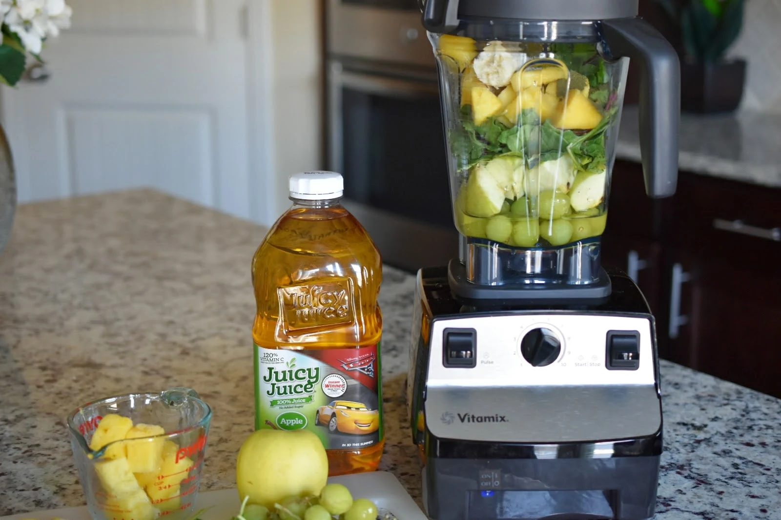 Healthy Summer Drink: Green Smoothie Recipe  via  www.productreviewmom.com