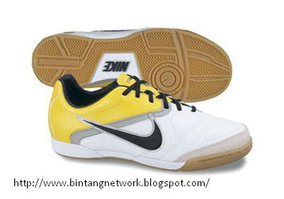 SALA sports: sepatu futsal nike