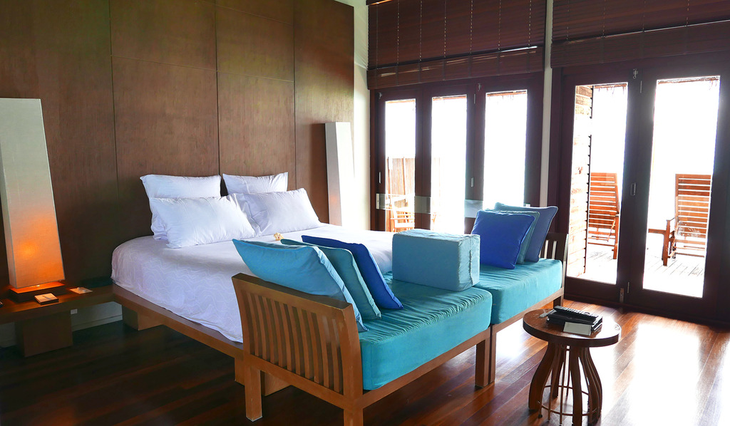 Euriental | fashion & luxury travel | overwater villa at Conrad Maldives Rangali Island