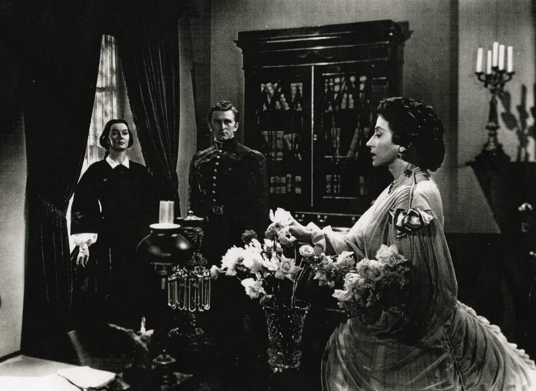 Becomes drama electra essay mourning picture