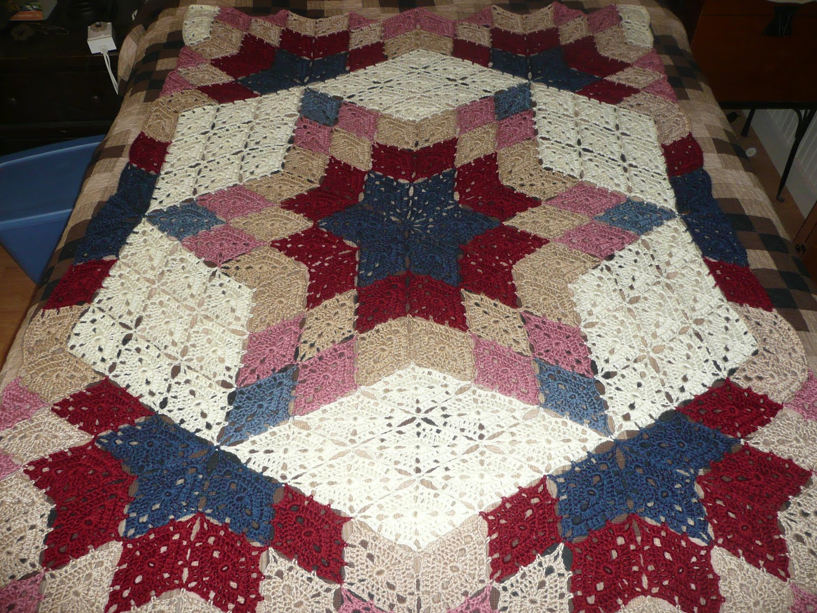 Meiby the Pug: 6 Point Star Afghan Pattern