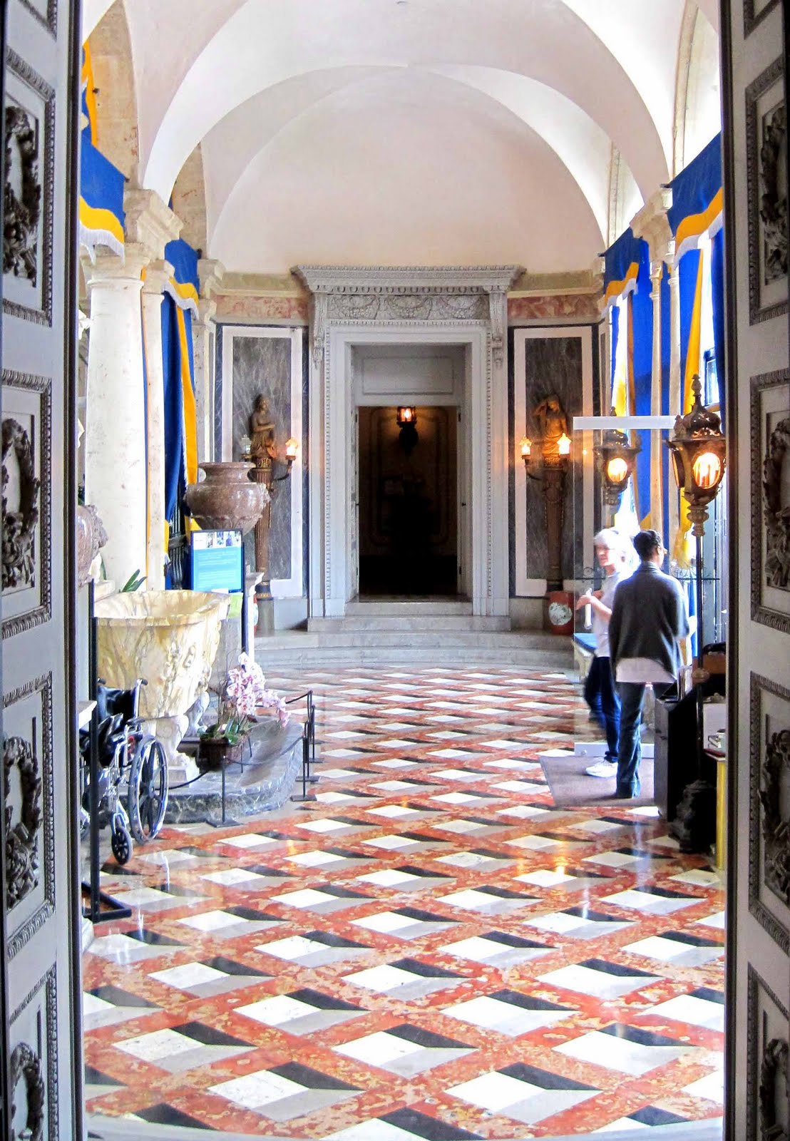 Vizcaya the entrance loggia Art Architect
