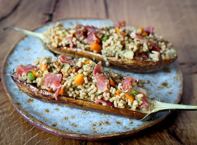 Berenjenas rellenas de cuscús de Konjac y Amaranto