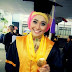 Model Jilbab Segi 4 Untuk Wisuda