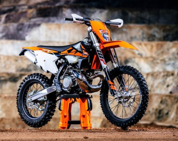 Perjalananku Motor Trail Ktm 2 Stroke Seharga Moge Entry Level