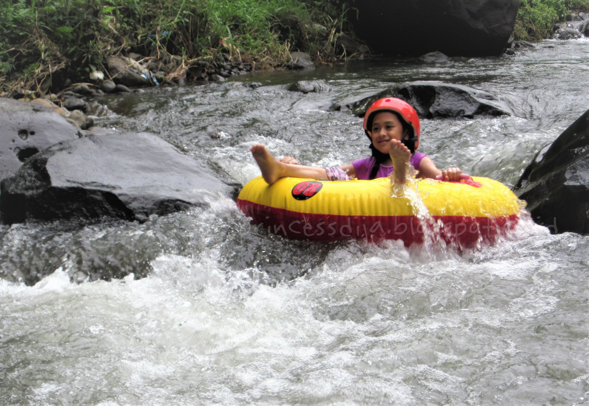 Dija Princess Water Tubing di Jombang