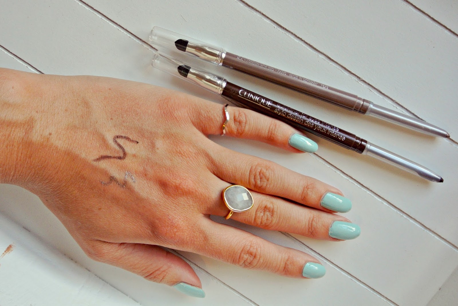 Clinique Quickliner For Eyes Intense Fashion Mumblr clinique-quickliner-for-eyes-intense-fashion-mumblr