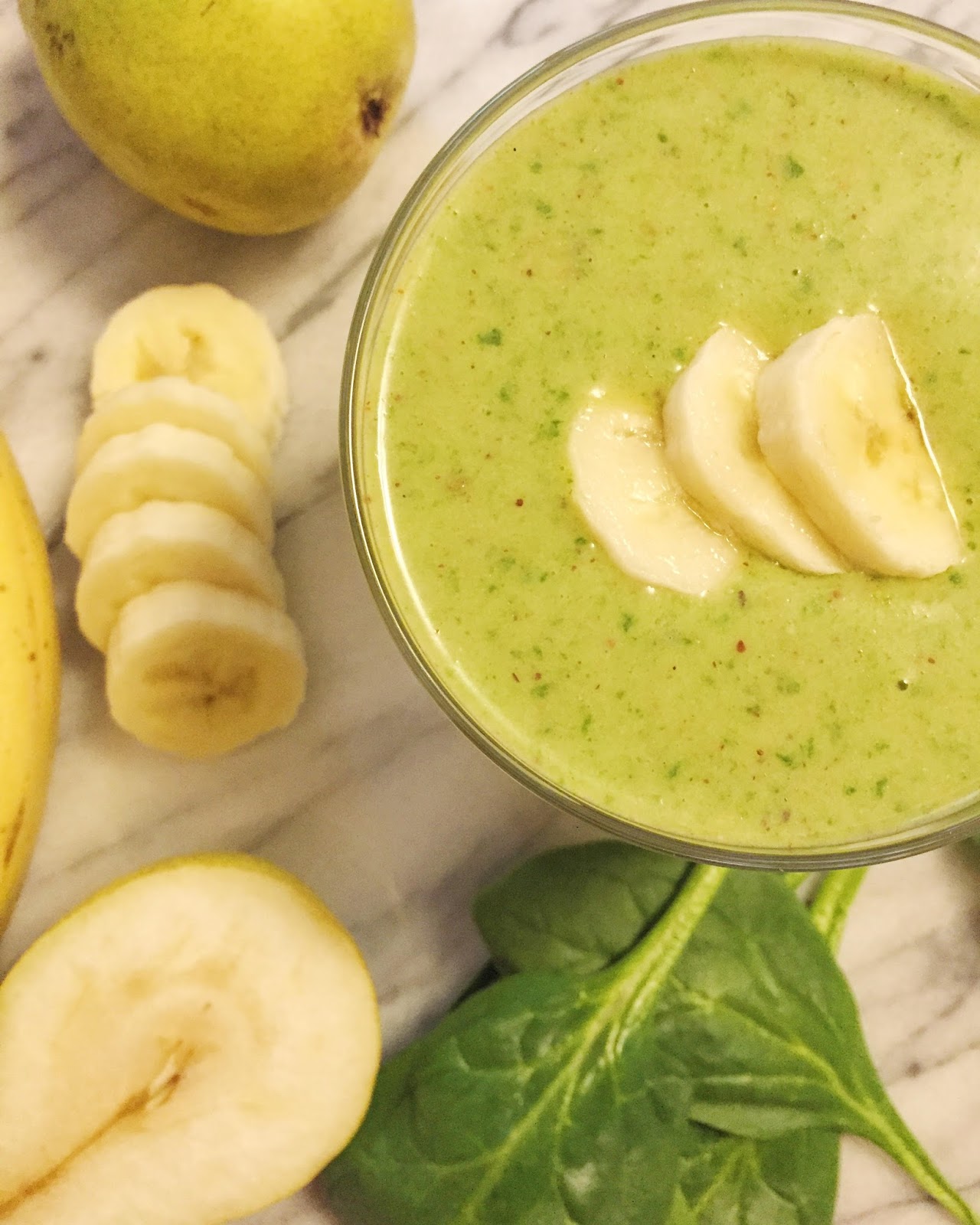 Barbell in the Kitchen PreWorkout Green Smoothie