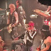 Veja fotos, vídeos e repertório do primeiro show da reunião do Guns N' Roses