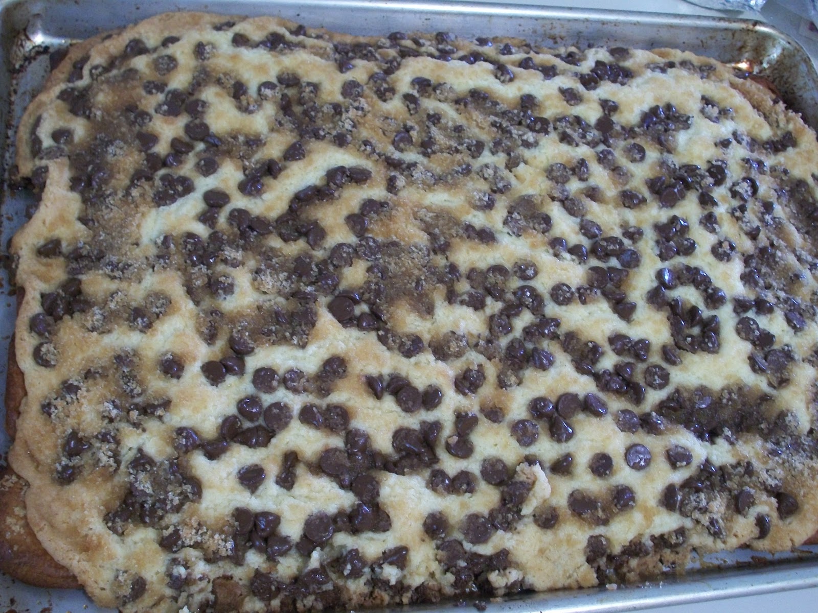The Edible Givens Copycat Recipe Pizza Inn Chocolate Chip Pizza