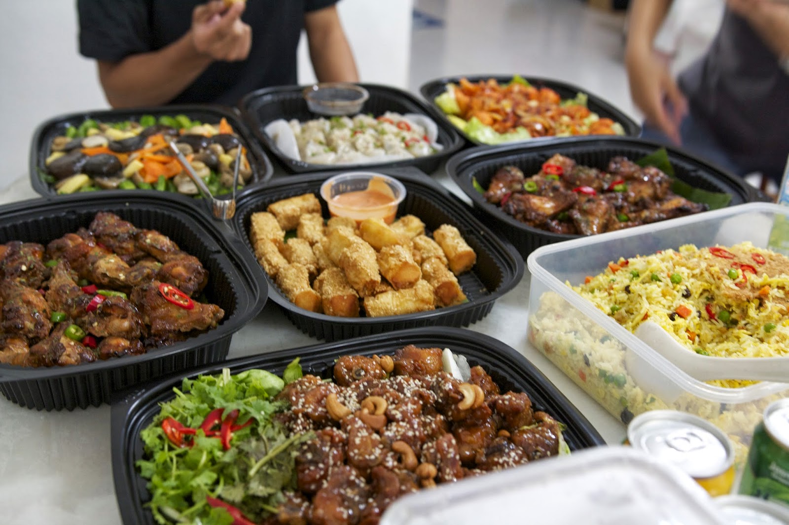 Christmas Catering Is A Breeze With These 8 GoTo Caterers In Singapore!