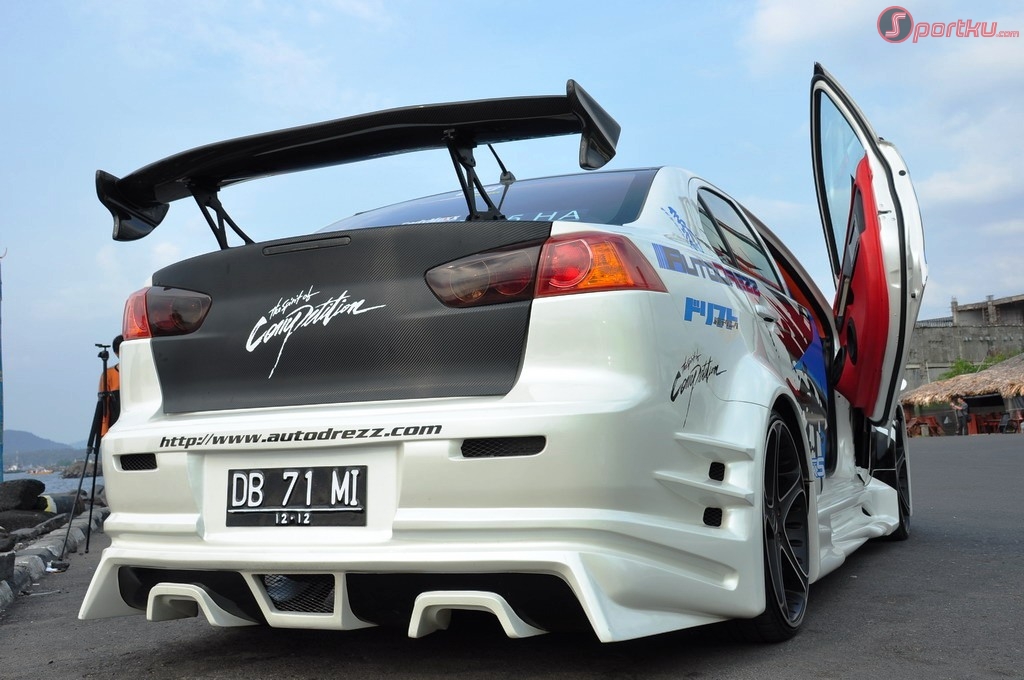 modifikasi mobil keren: mobil keren