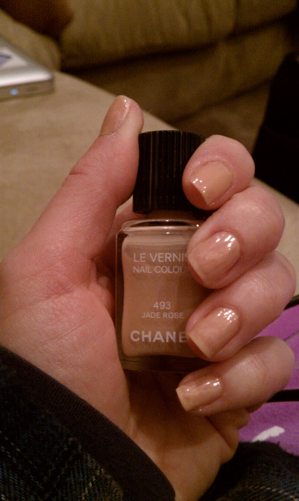 Lipgloss Break: Chanel nail colour Rose