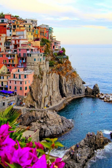 Cinque Terre, Italy (Five towns all in a row: Riomaggiore, Manarola, Corniglia, Monterosso and Vernazza)