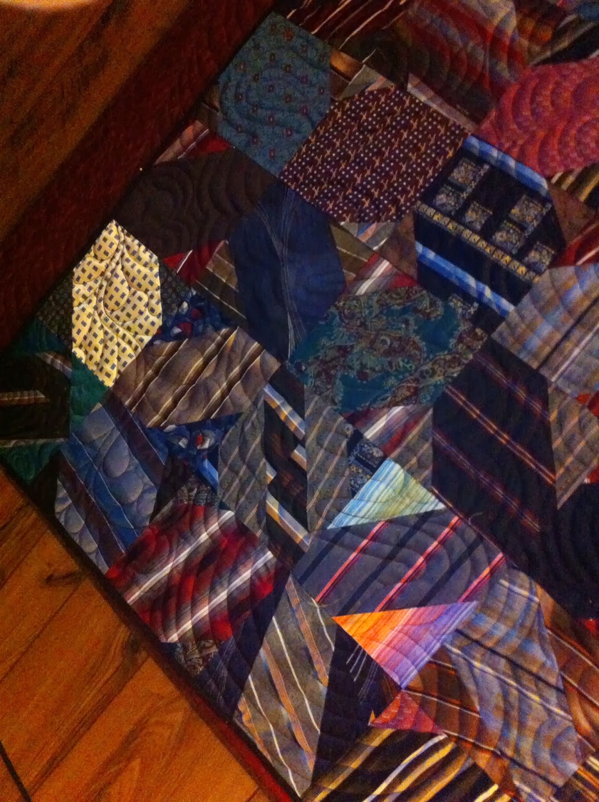 Katie's Quilts and Crafts: Quilt made of Silk Neck Ties