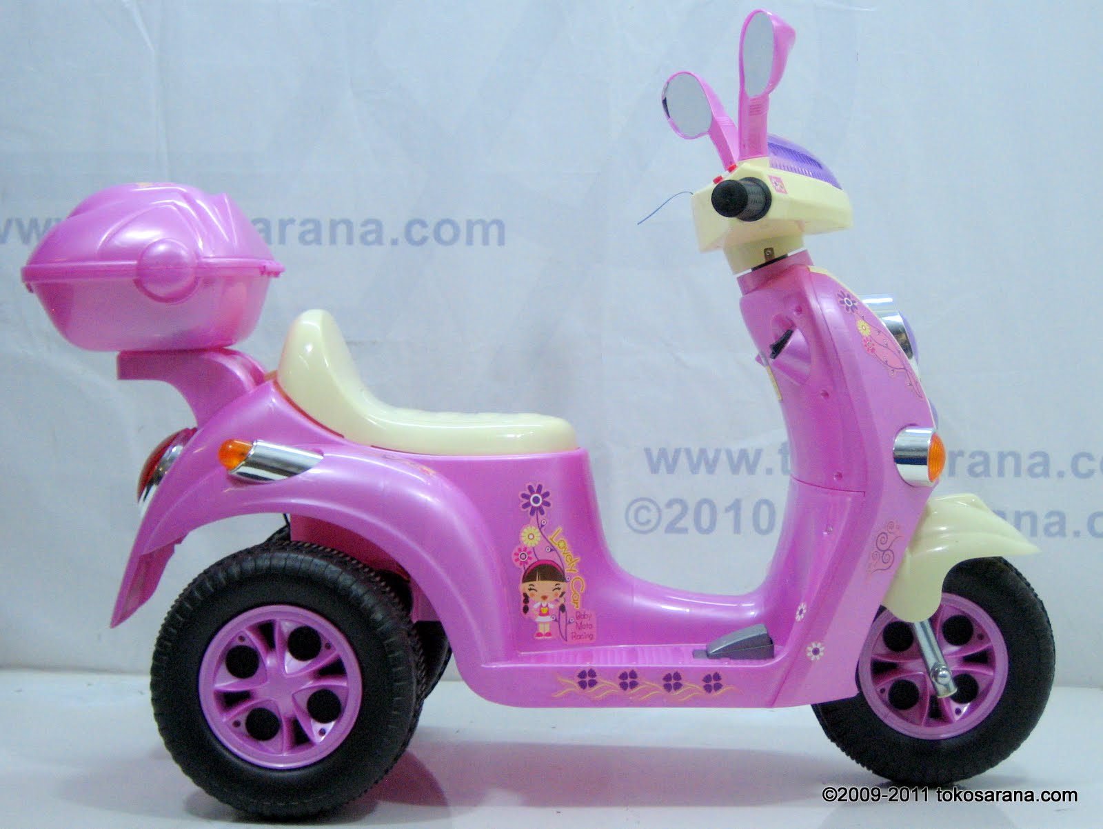 Motor Mainan Aki JUNIOR QX7366 LOVELY SCOOPY News Untuk Anak Anda