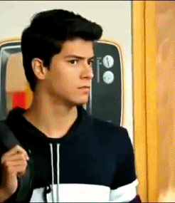 vem-perguntar-aos-rebeldes: ThurMic: Desculpa gente. Mais o Chay pediu pra gente