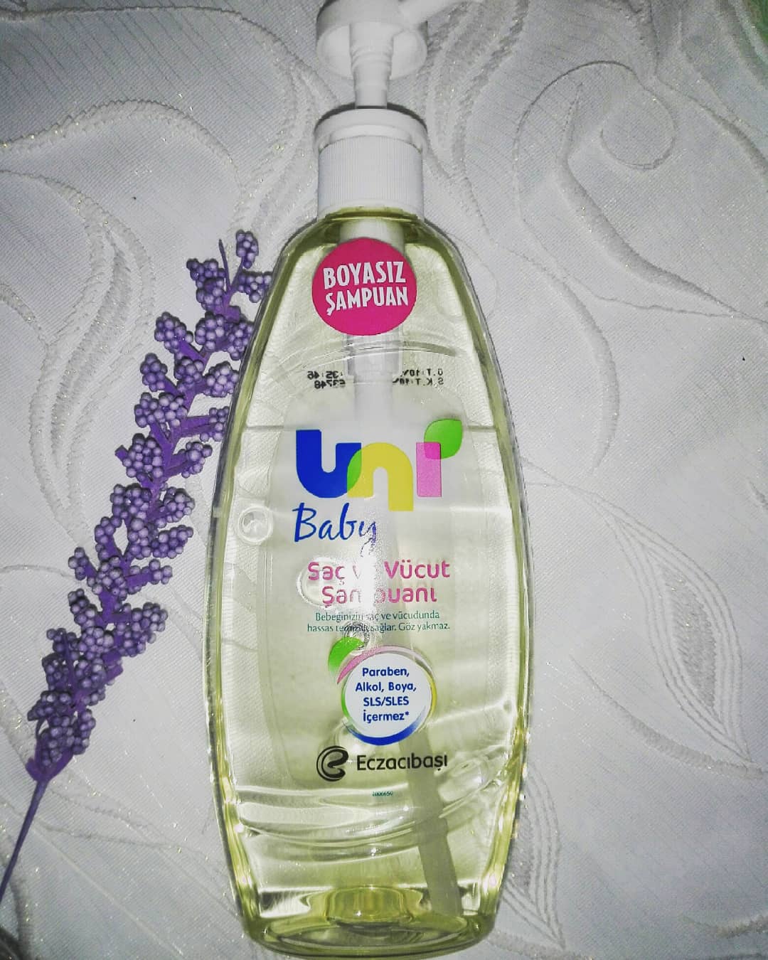 Uni Baby Boyasız Saç ve Vücut Şampuanı Ilgın İle Durunun Renkli Dünyası