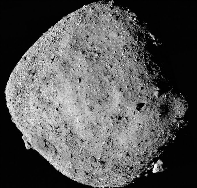 NASA: OSIRIS-REx scopre segnali di acqua su Asteroide Bennu.