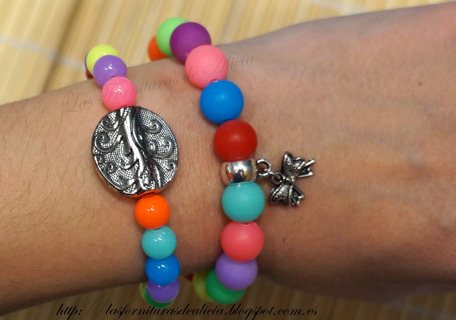 LAS DE ALICIA: PULSERAS DE