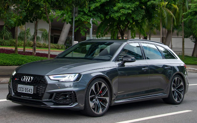 Audi RS4 Avant 2019