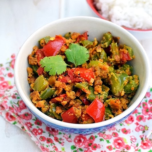 Pepper Besan Curry (Capsicum Chickpea flour dry curry)
