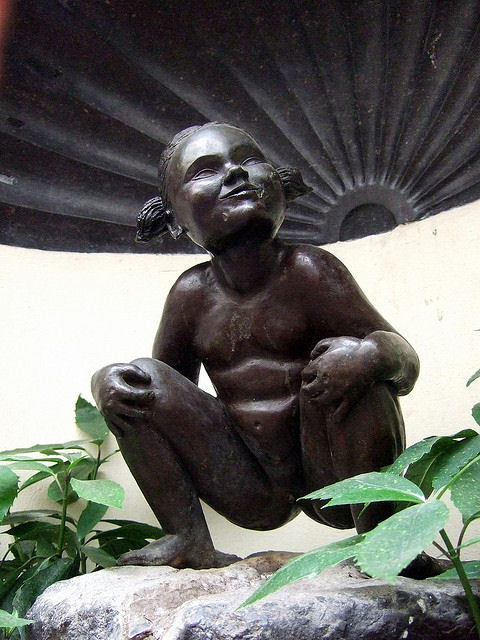 A modern addition to the Belgian peeing tradition is the Jeanneke Pis, a stone statue of a little girl joyfully squatting to pee. It was installed in the city of Brussels in 1987. Photo: James Cridland.