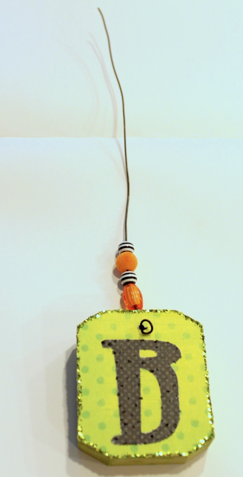Wood you like to craft?: Halloween Beware Sign Crafty Sisters