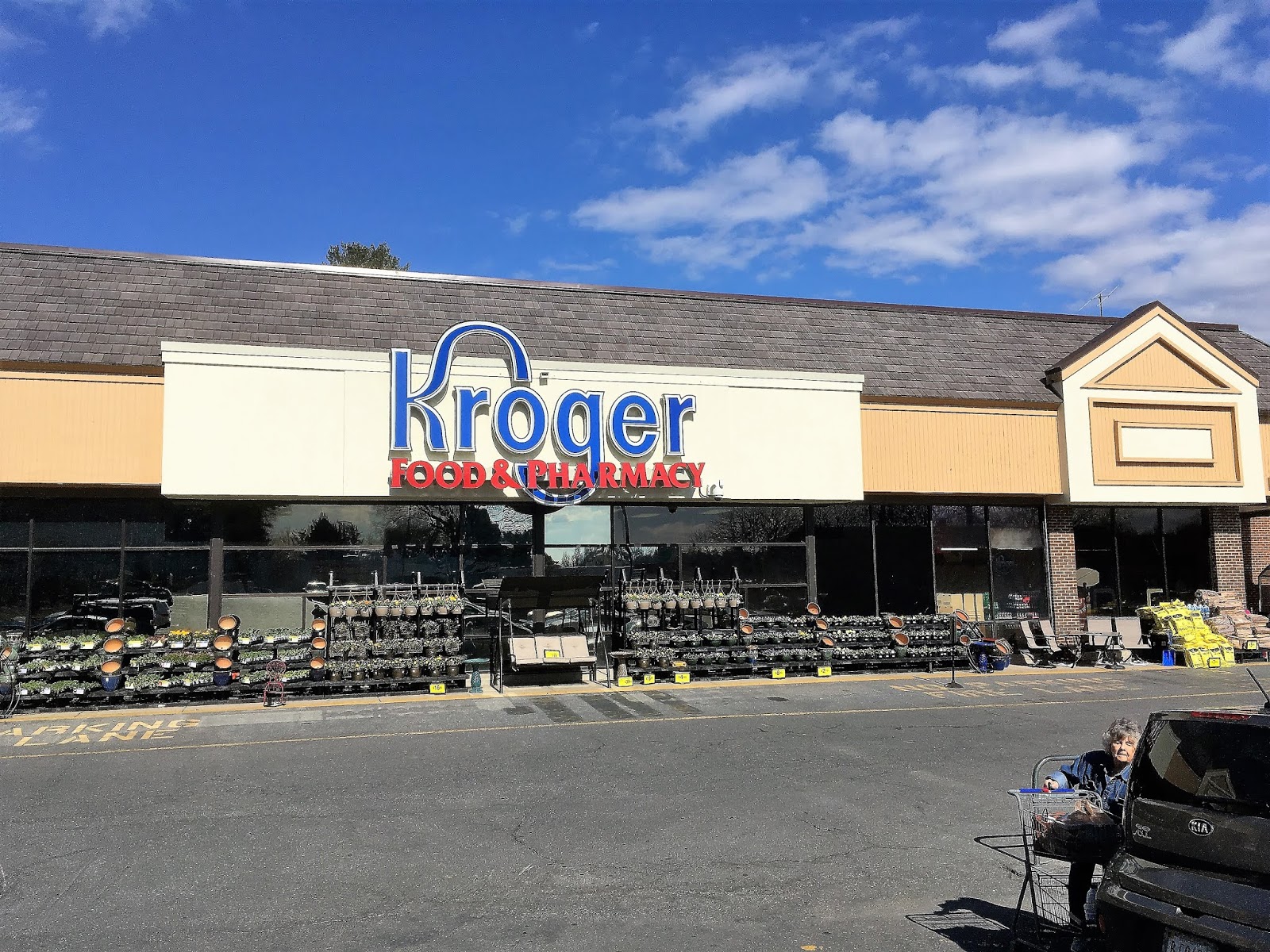 TOUR Kroger Lexington, VA